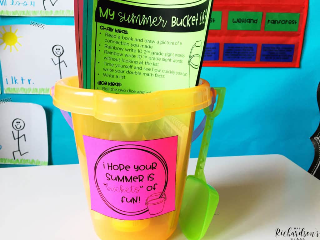 Create a simple, end of year bucket list to help students stay actively engaged in learning throughout the summer!