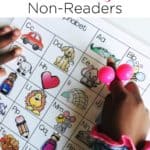 Guided reading with kindergarten students, especially who are non-readers, can be a challenge. This teacher breaks down a guided reading lesson for non-readers and shows you what your time at your guided reading table should look like!