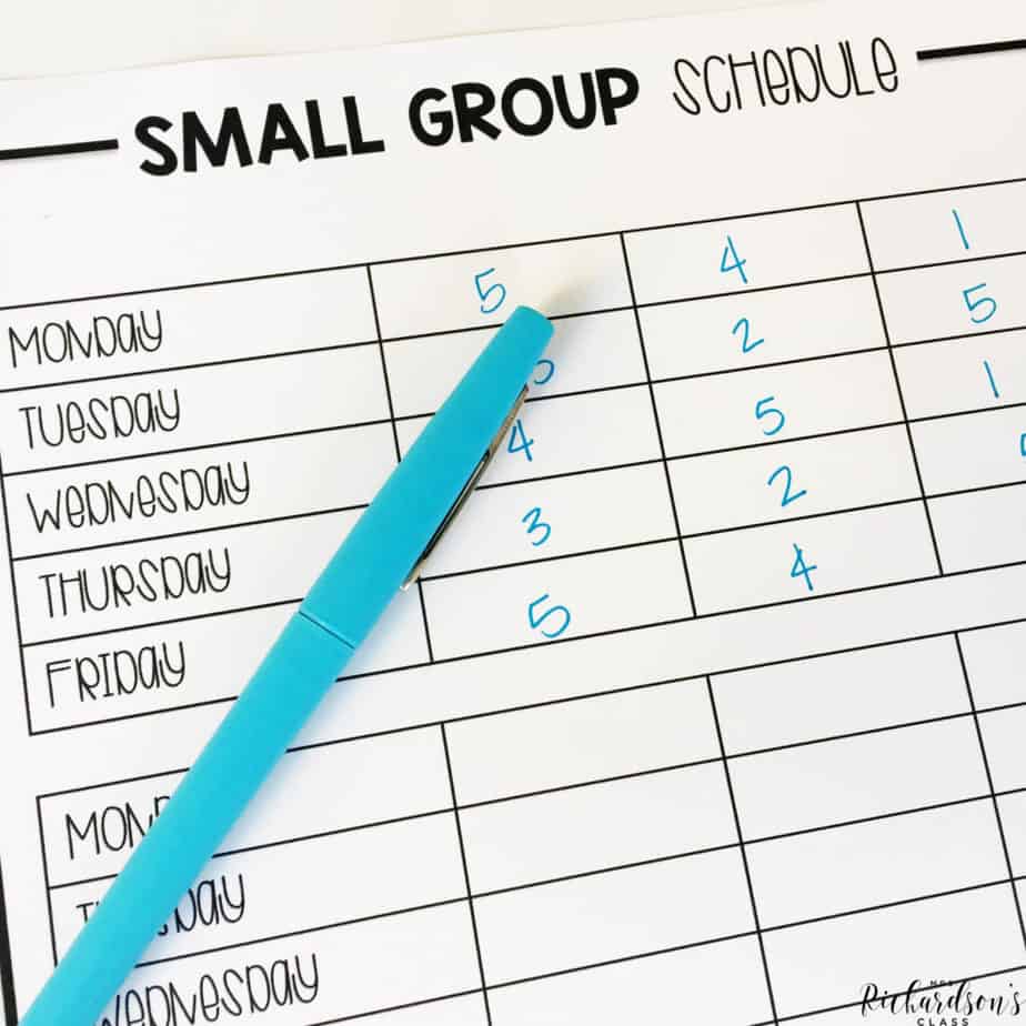 Create a guided reading group schedule that works for you! Grab this freebie on the blog!