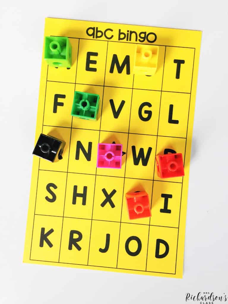 Use this simple ABC bingo board and make it into a beginning sounds bingo! Read more about this beginning sound activity for your phonics games toolbox on the blog!